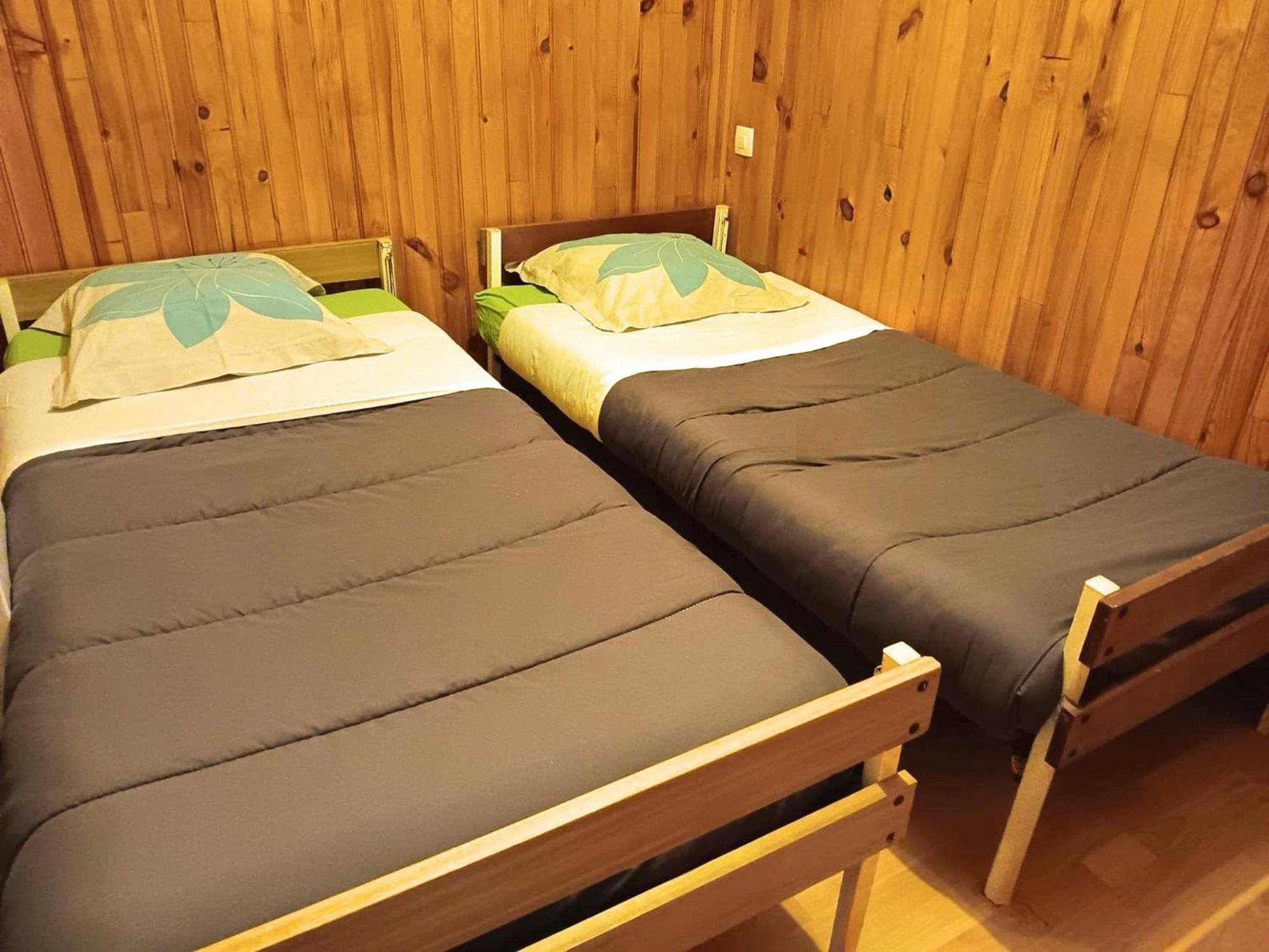 Camping Des Bains Saint-Honoré Cameră foto